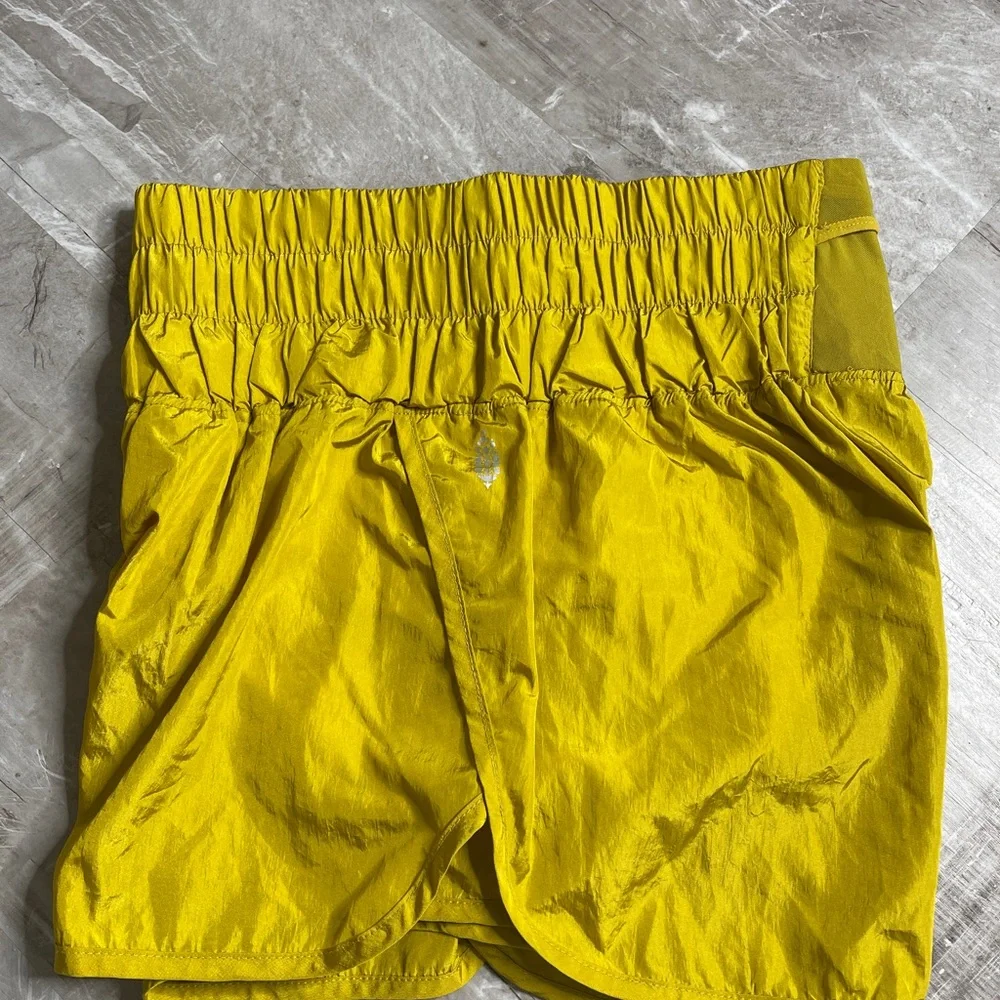 Free people shorts size large EUC - Picture 8 of 9
